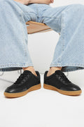 LTS Black Retro Gum Sole Trainer In Standard Fit