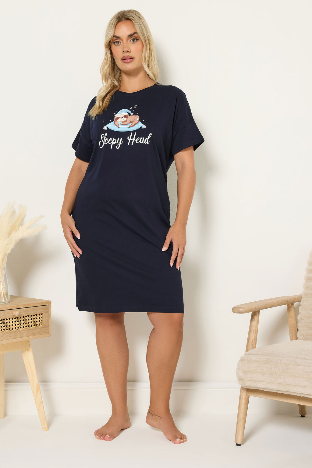  YOURS Curve Chemise De Nuit Bleu Marine « Sleepy Head » à Motif Paresseux