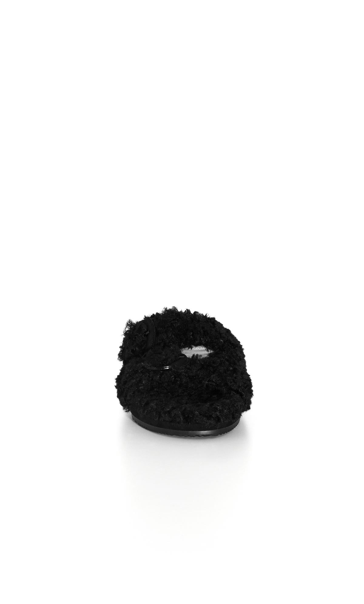  Evans Black Faux Fur Buckle Sliders In Wide E Fit