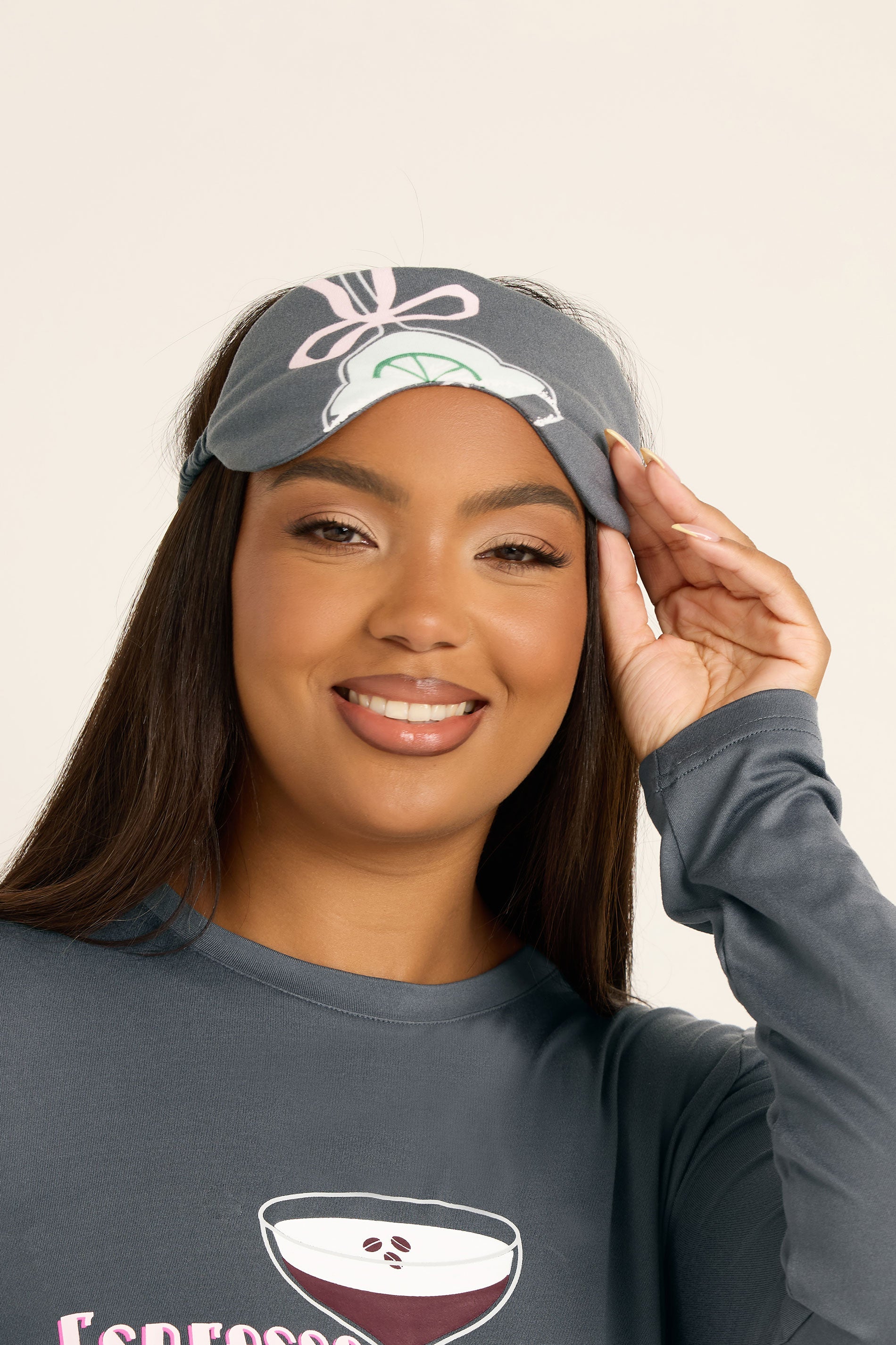  YOURS Curve Grey Ensemble Pyjama Doux Au Toucher Et Masque Pour Les Yeux « Espresso Yourself »