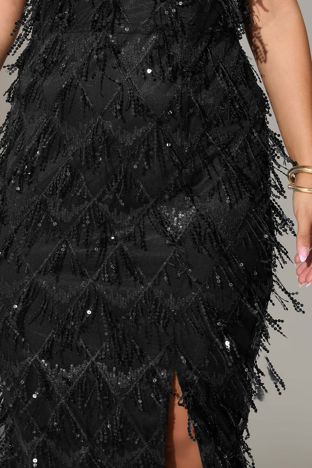  YOURS LONDON Curve Robe Longue Noire à Sequins Et Pampilles à Col Licou