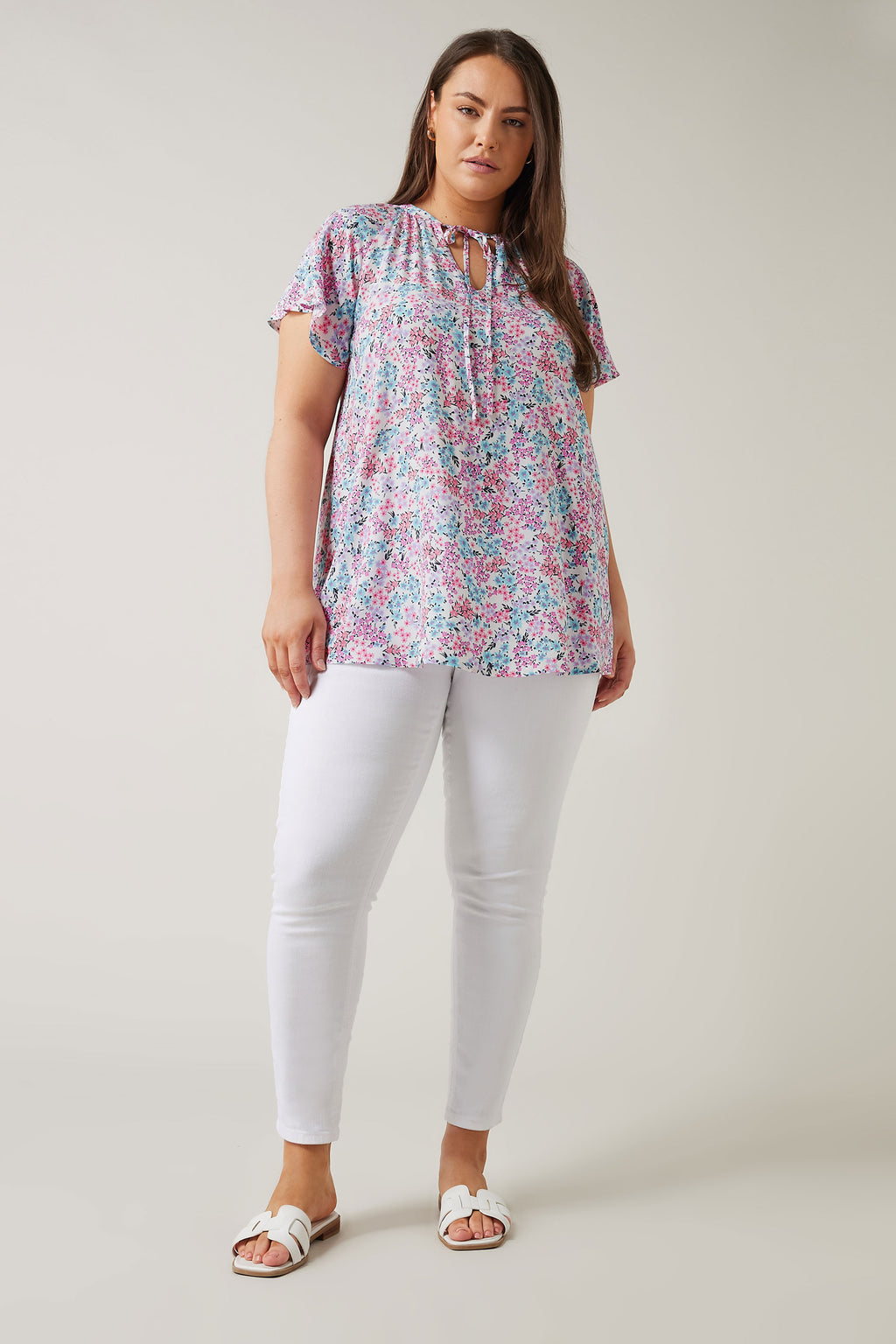  EVANS Curve Pink Floral Print Tie Neck Blouse