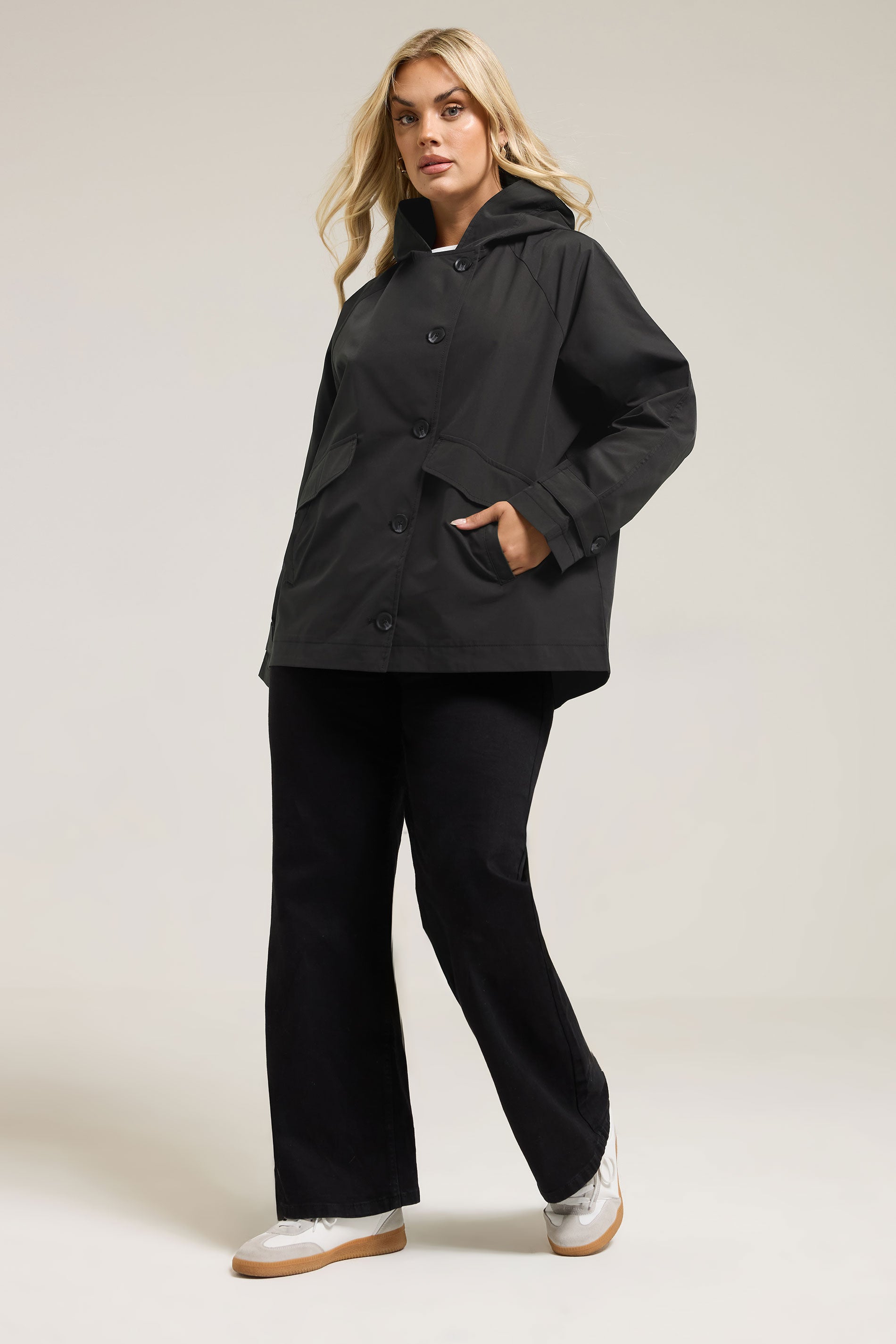  YOURS Curve Veste Raglan à Capuche Noire