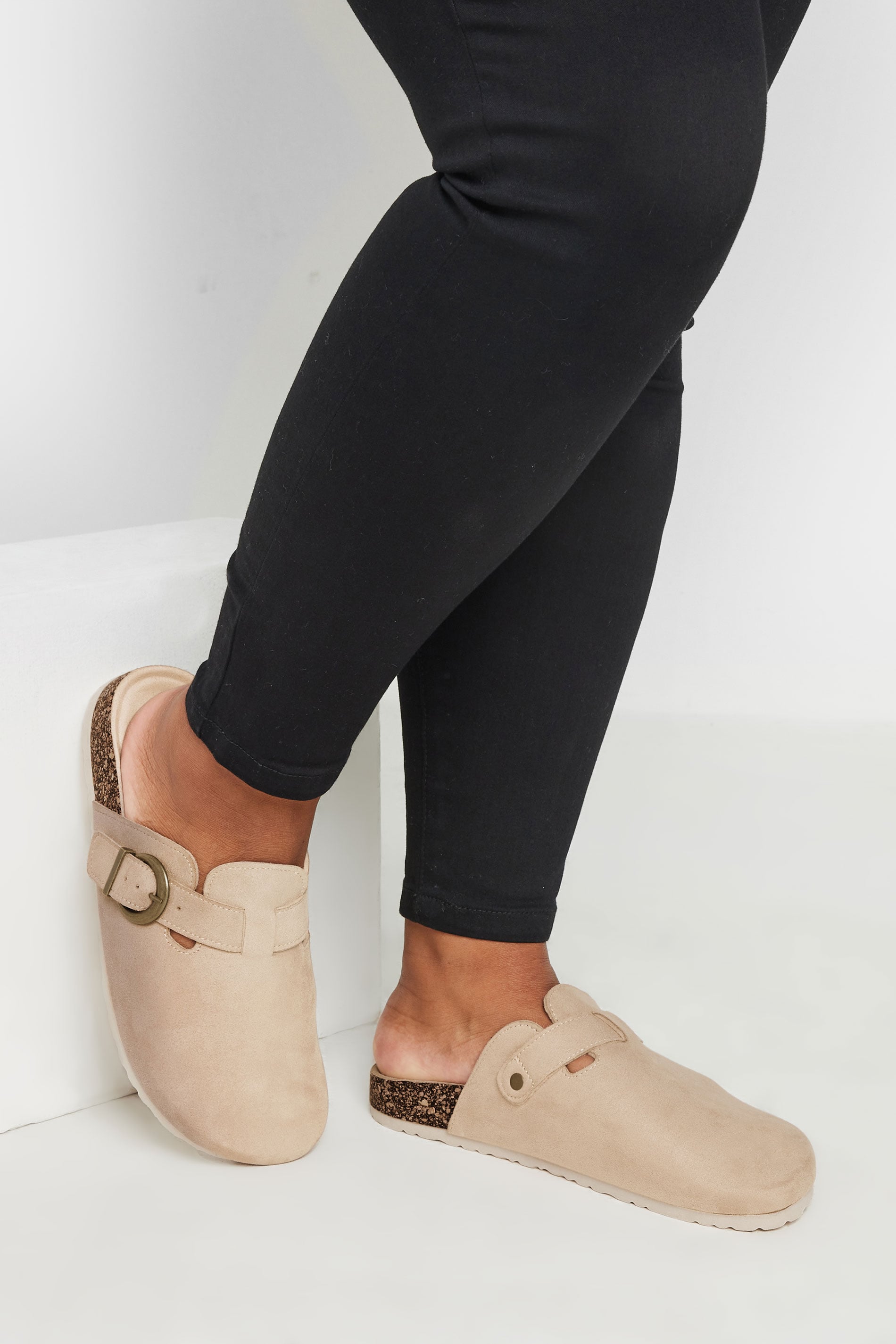  Sabots Beiges Effet Daim Pieds Extra Larges EEE