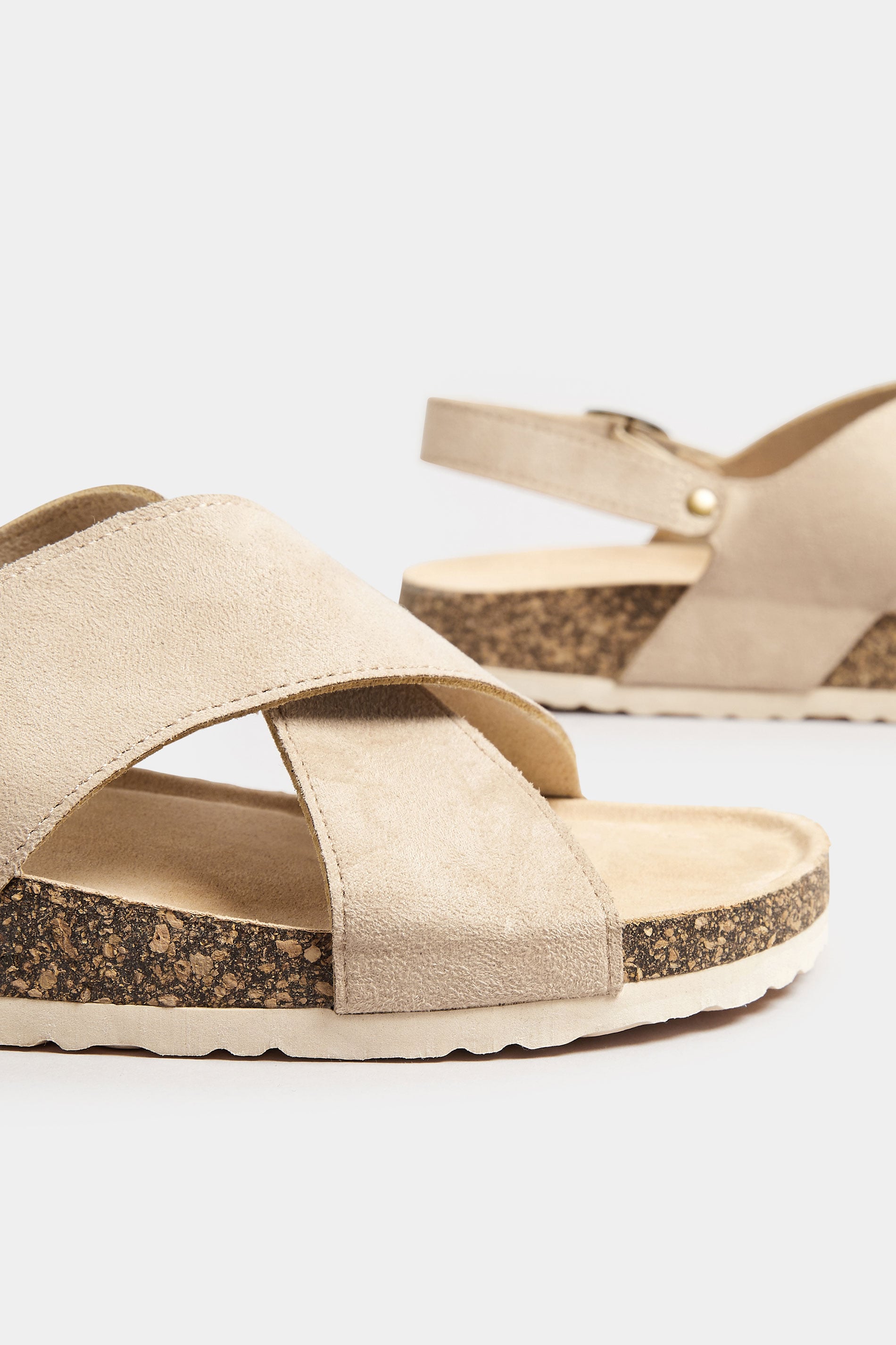  Sandales Marrons Design Croisé Pieds Extra Larges EEE