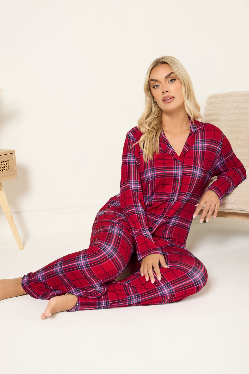  YOURS Curve Ensemble De Pyjama Doux Au Toucher à Carreaux Rouges