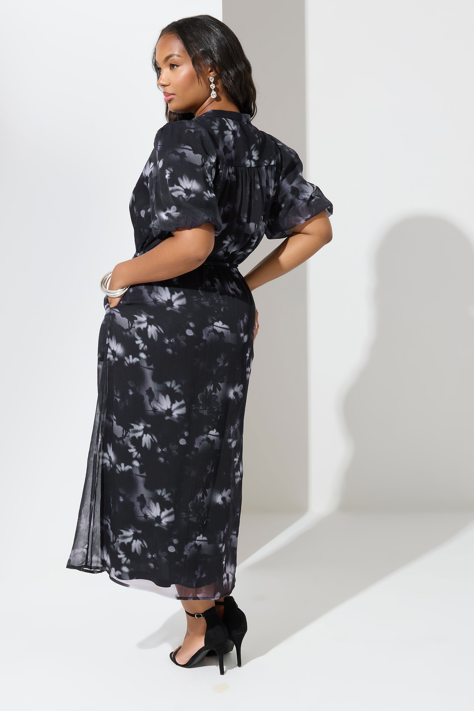  YOURS LONDON Curve Robe Chemise Grise à Manches Bouffantes Et Motif Floral Flou