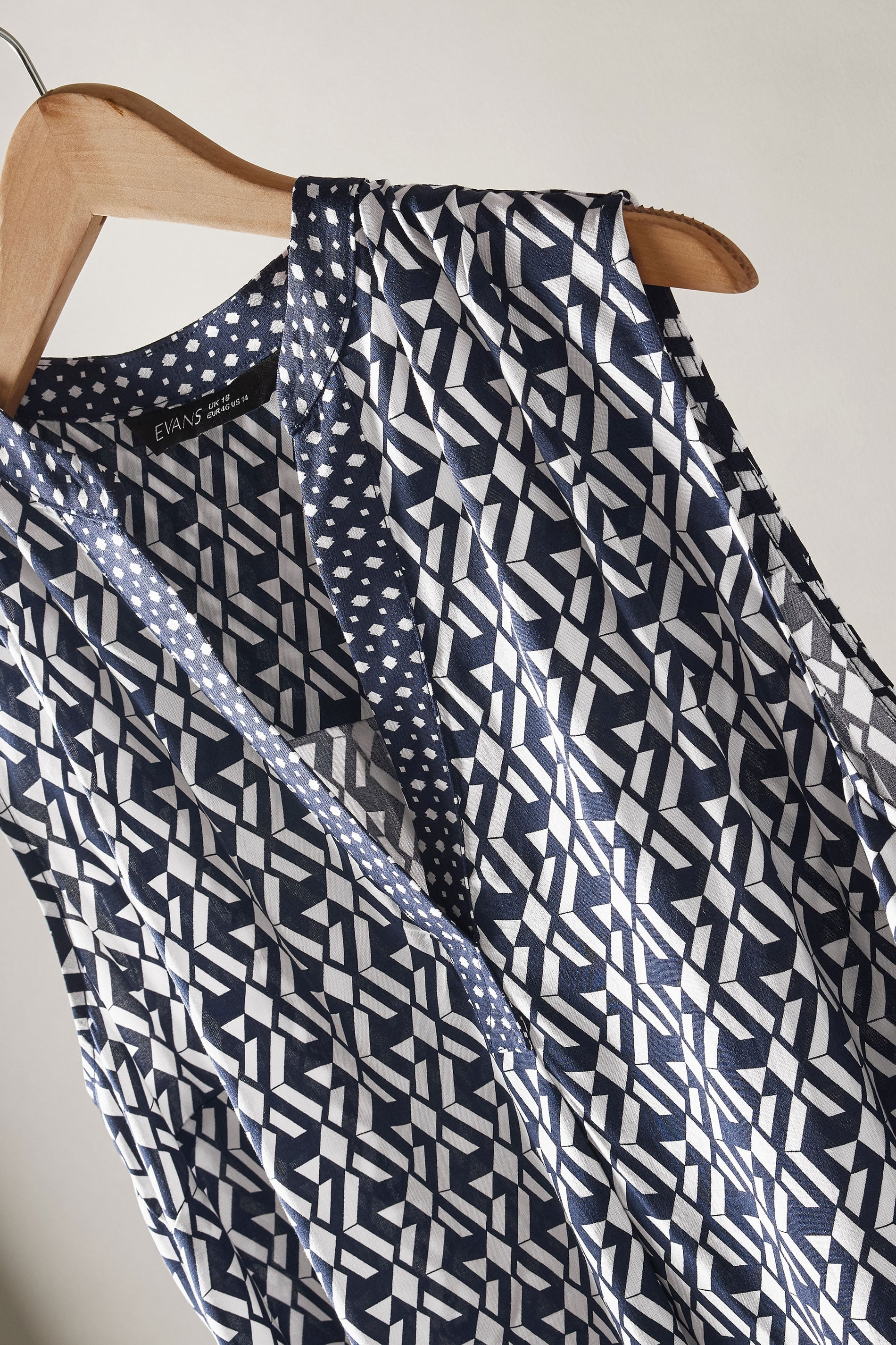 EVANS Curve Navy Blue Geometric Print Tunic