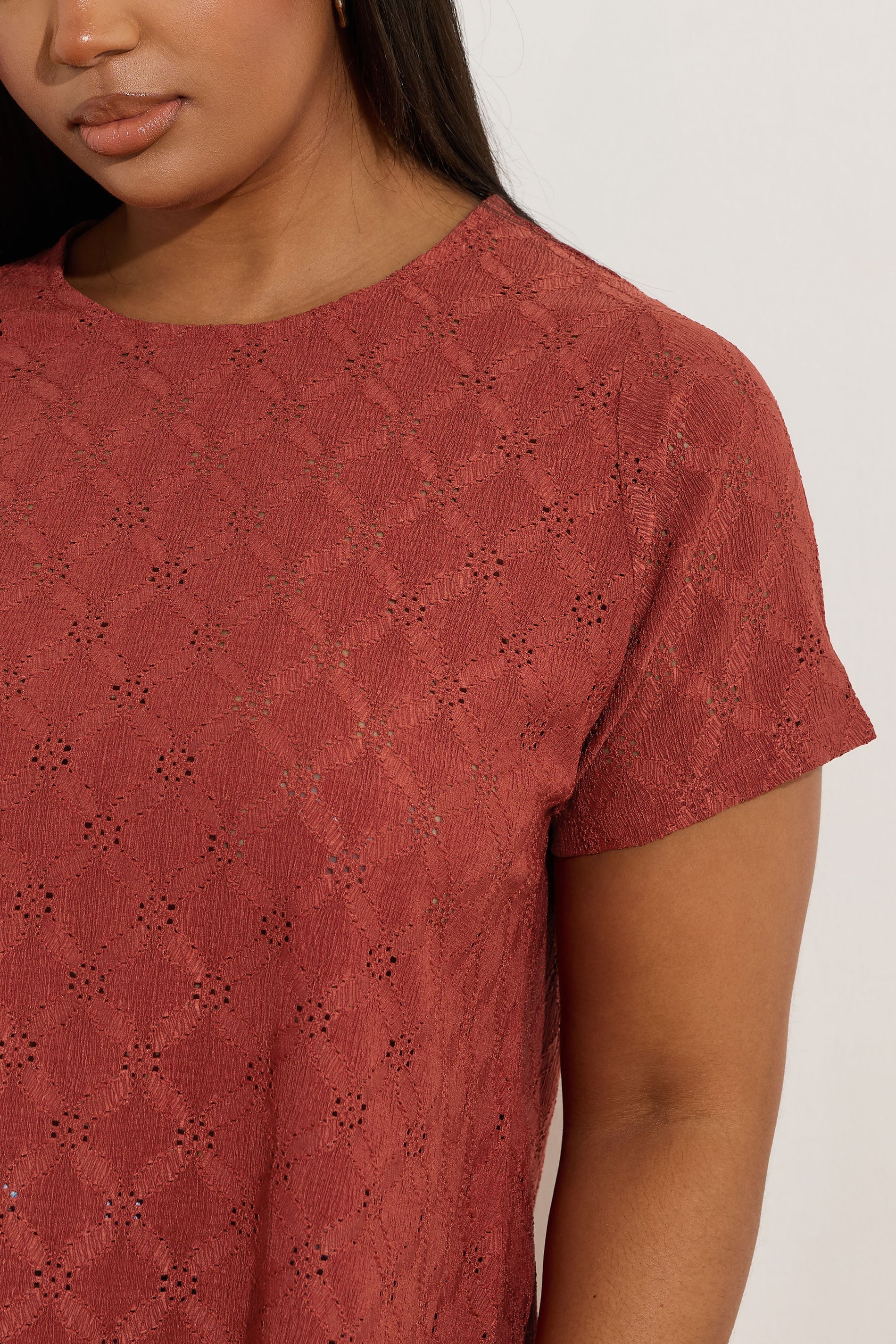  YOURS - T-Shirt Rouille Texturé Broderie Anglaise