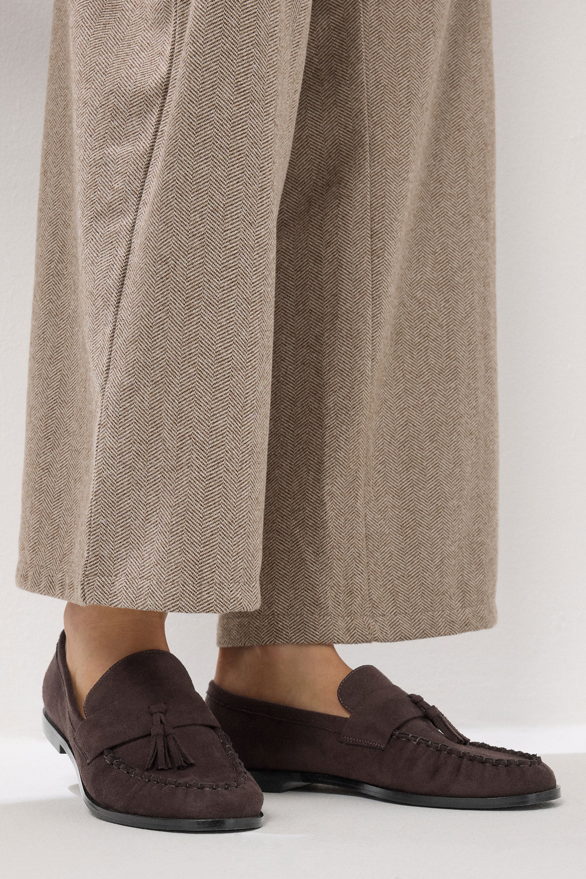  LTS Chocolate Brown Faux Suede Tassel Flat Loafers