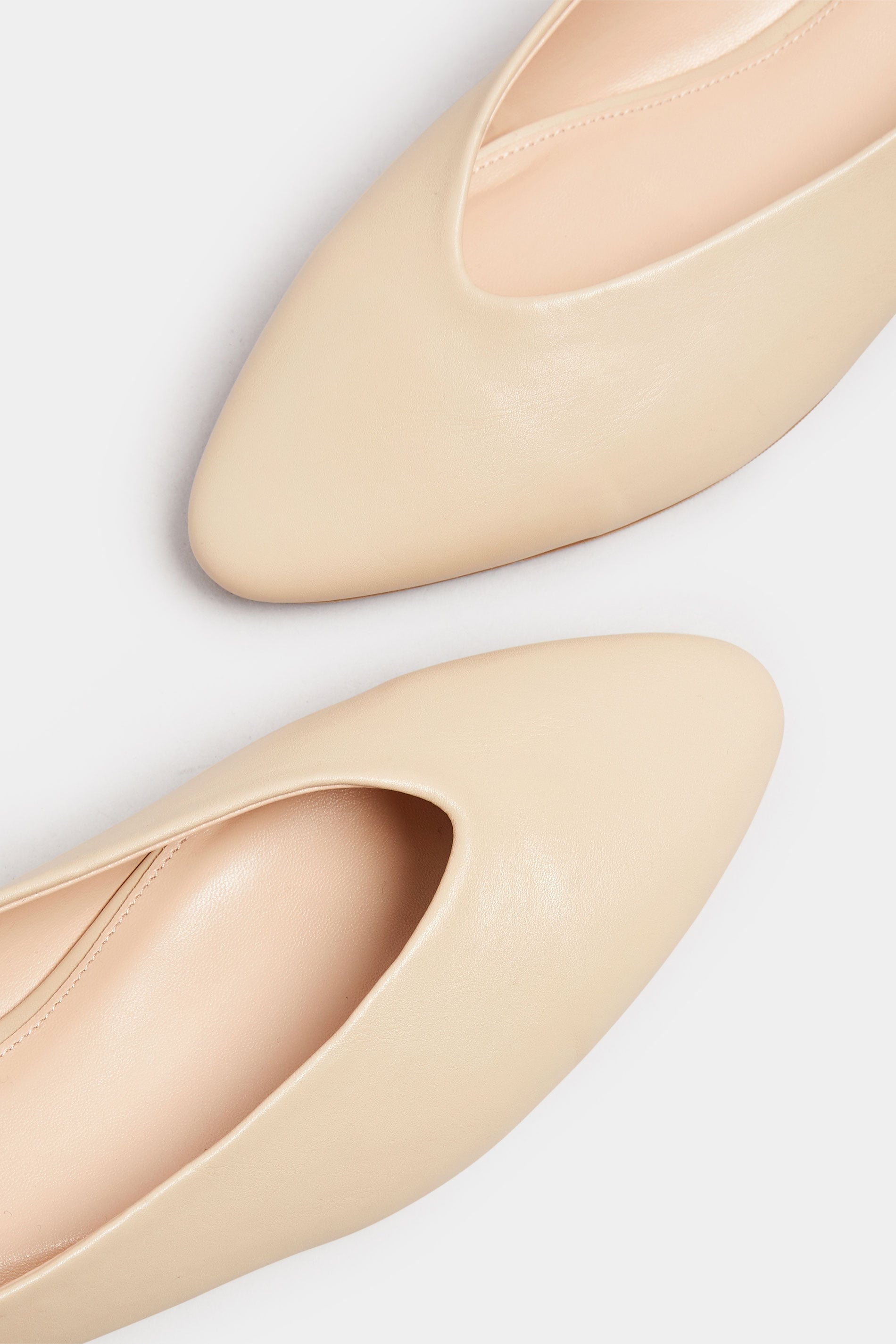  LTS Stone Brown Pointed Court Block Heel In Standard Fit
