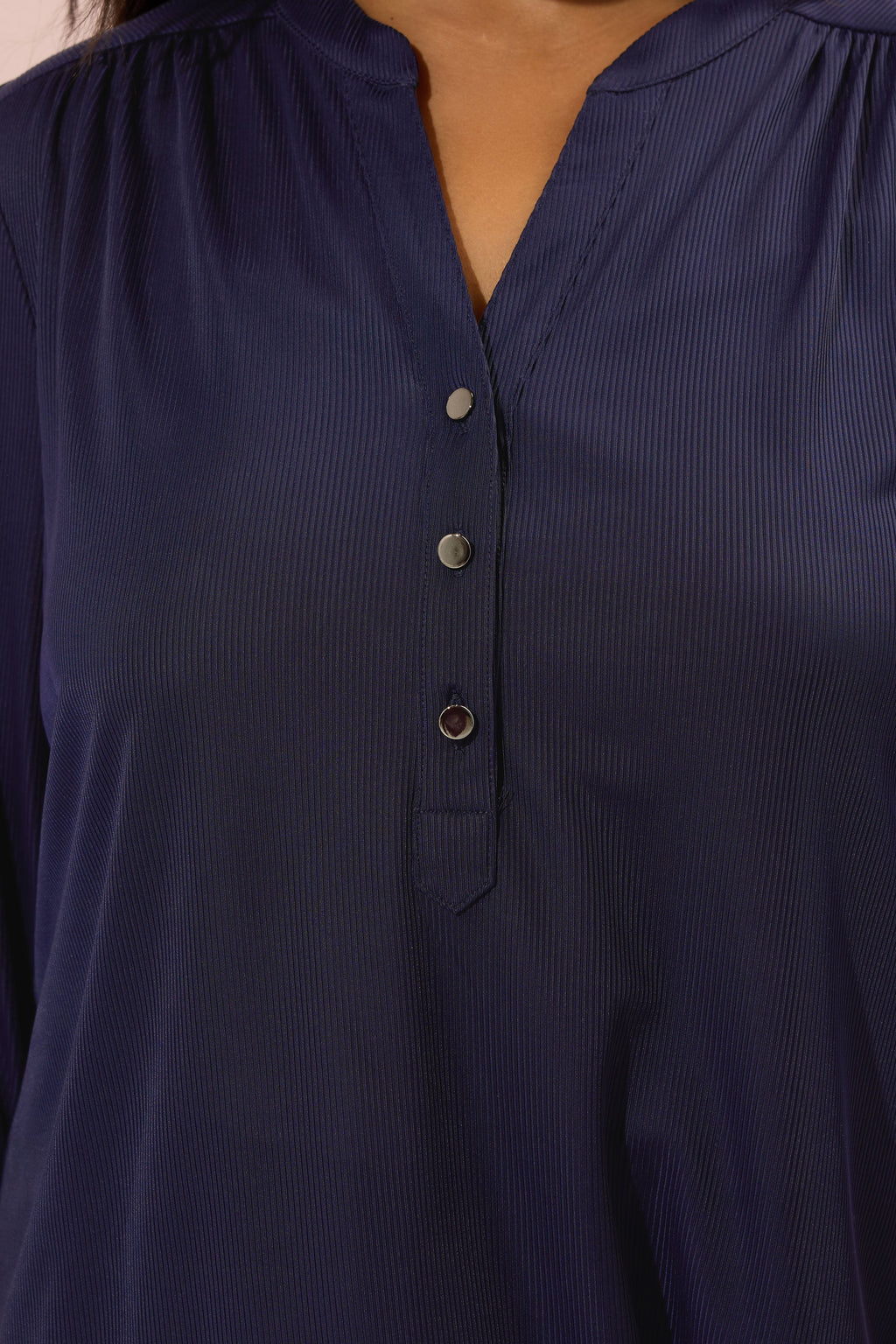  YOURS Curve Chemise Côtelée Bleu Marine à Demi-patte