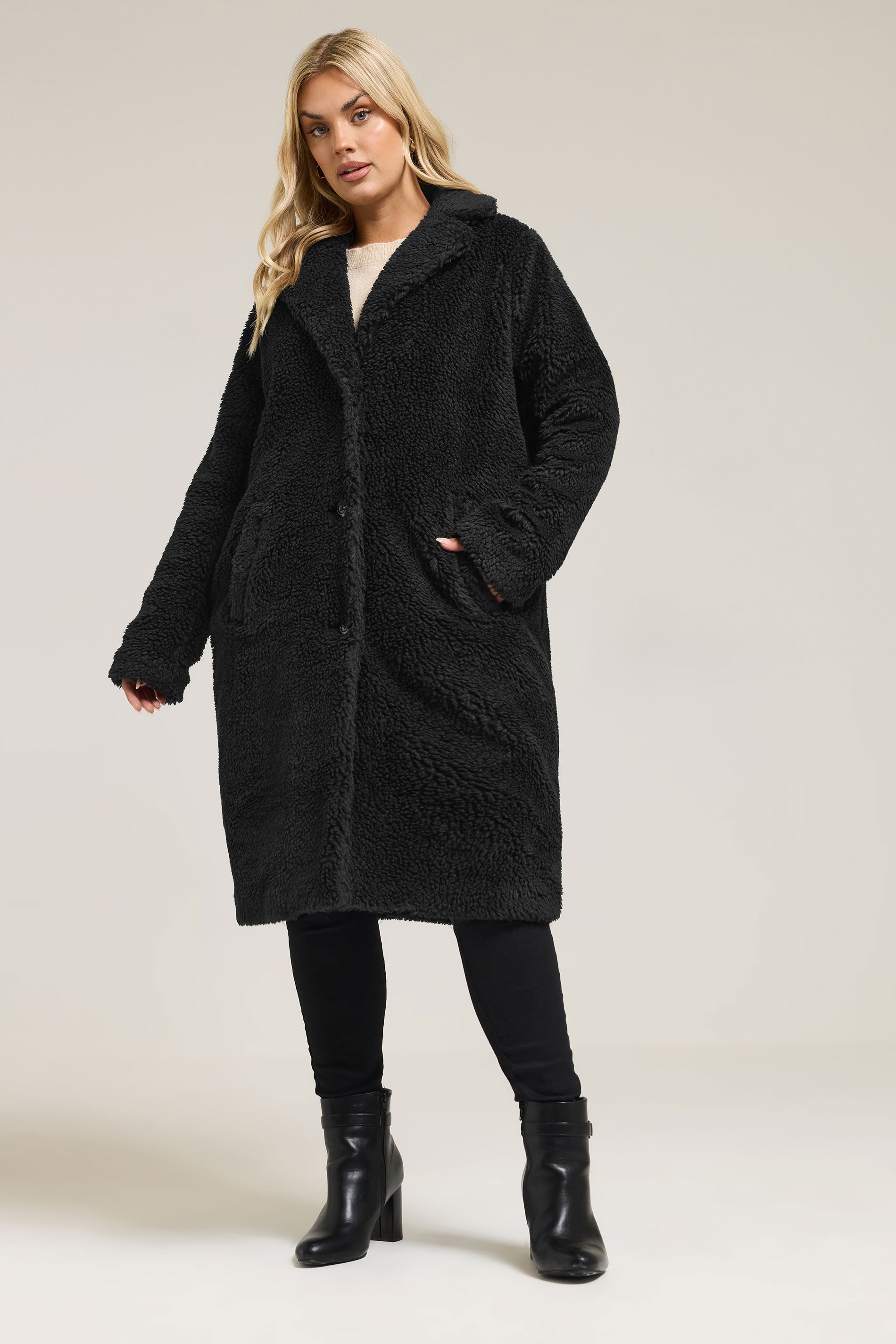  YOURS Curve Manteau Mi-long Noir En Imitation Peau De Mouton