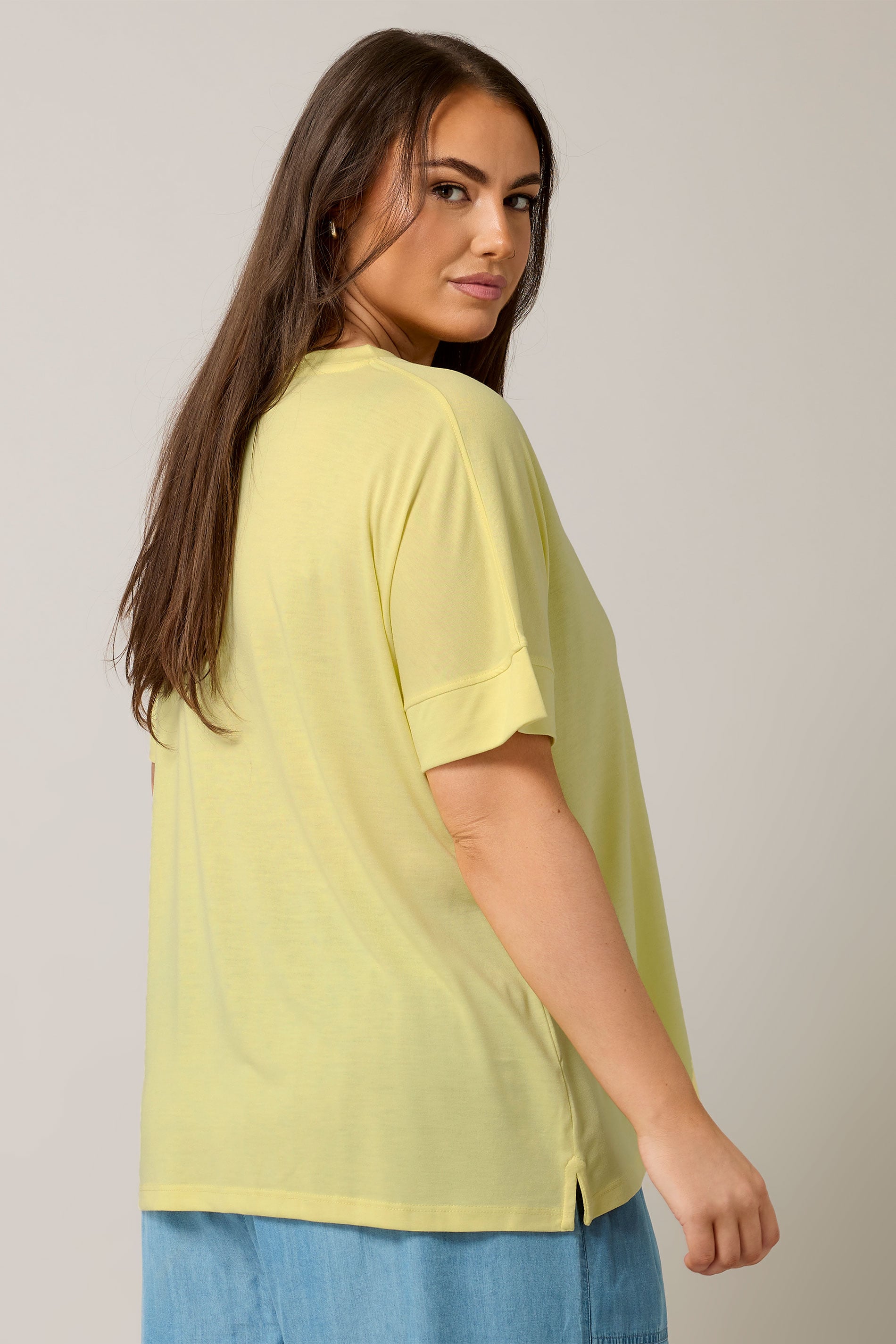  EVANS - T-Shirt Jaune Volanté Encolure En V Manches Courtes