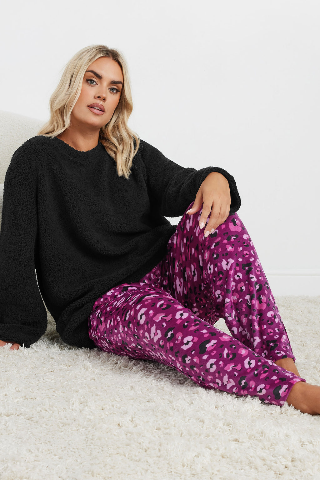  YOURS - Ensemble Loungewear Noir & Rose Design Léopard