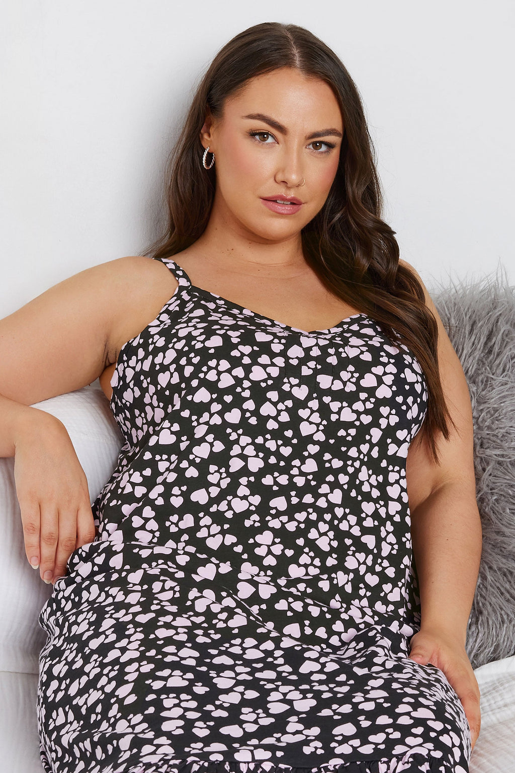  YOURS - Chemise De Nuit Rose & Noire Design Coeurs