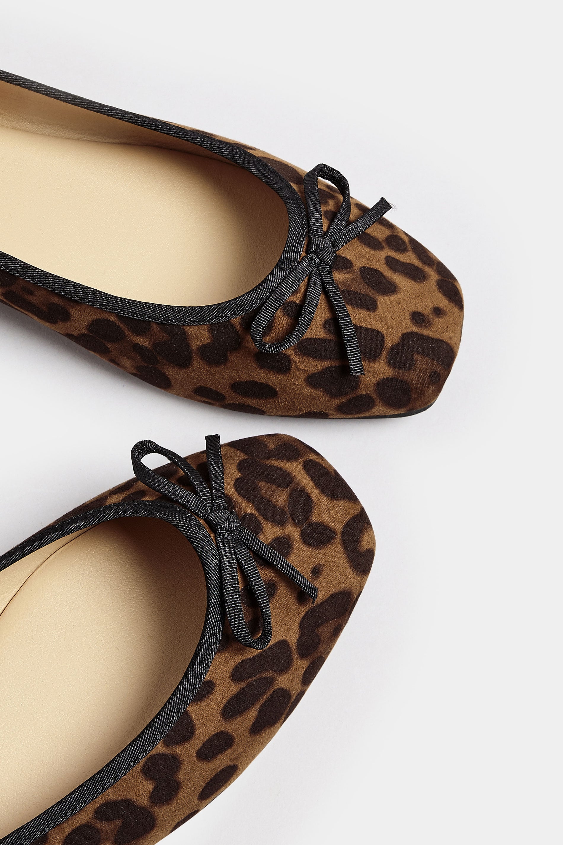  Ballerines Carrées Marrons Design Léopard Pieds Extra Larges