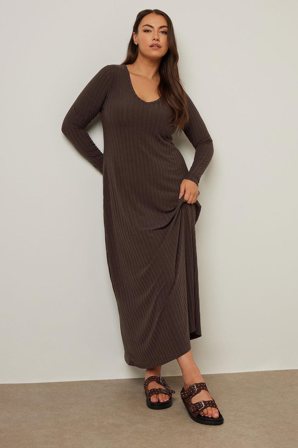  YOURS - Robe Maxi Chocolat Nervurée Volantée