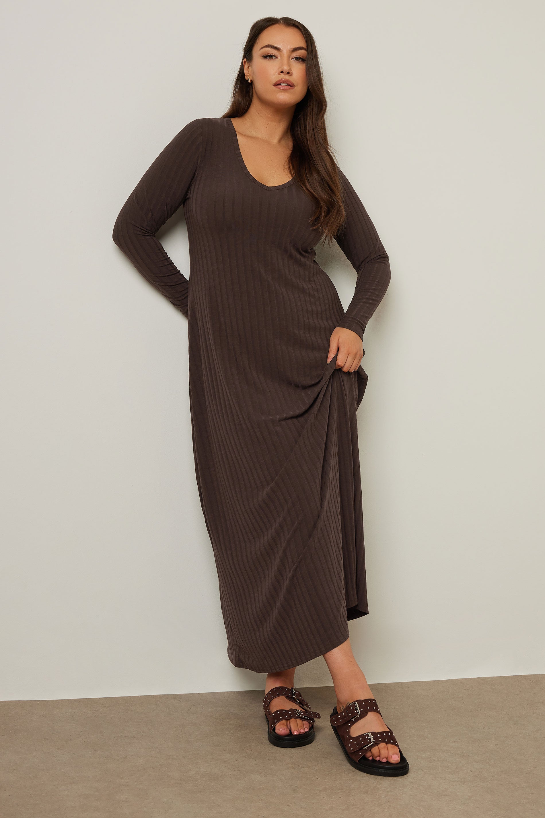  YOURS - Robe Maxi Chocolat Nervurée Volantée