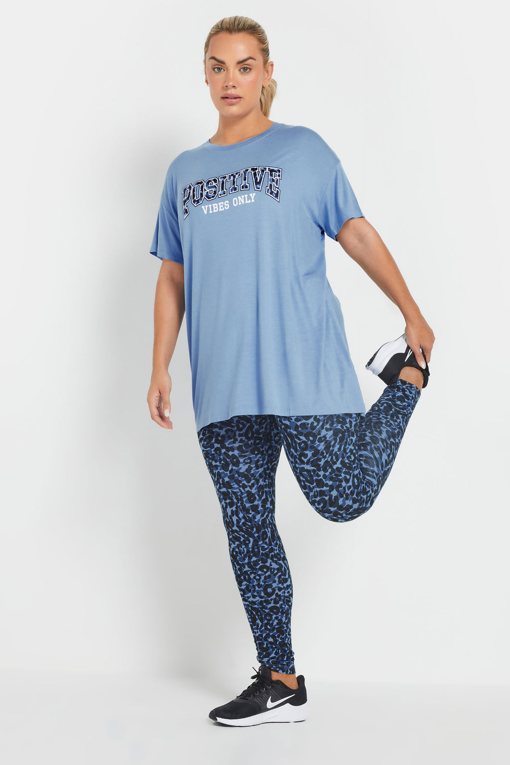  YOURS ACTIVE - Top Bleu Ciel 'Positive Vibes Only'