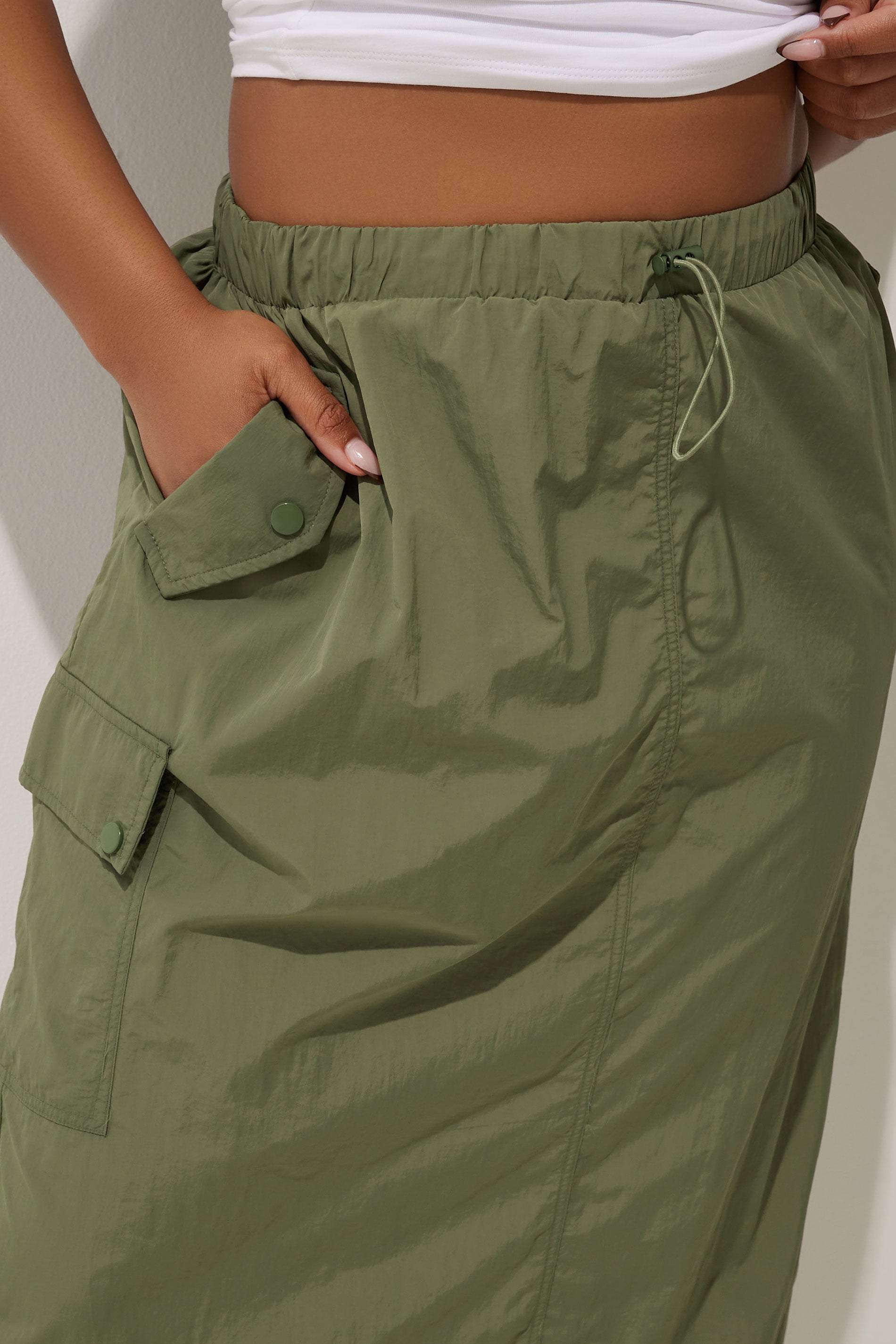  LIMITED COLLECTION - Jupe Cargo Maxi Verte Kaki à Poches