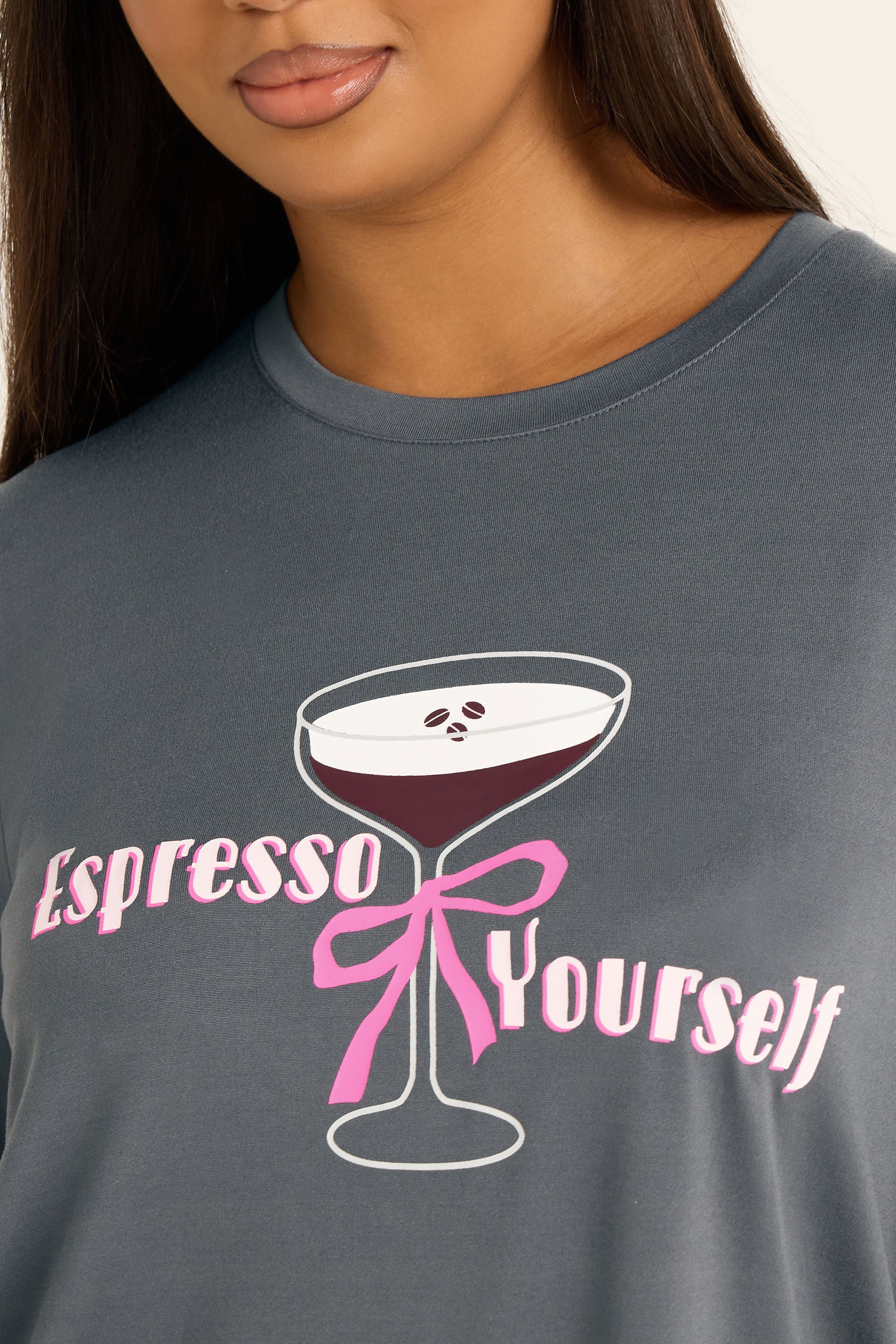  YOURS Curve Grey Ensemble Pyjama Doux Au Toucher Et Masque Pour Les Yeux « Espresso Yourself »