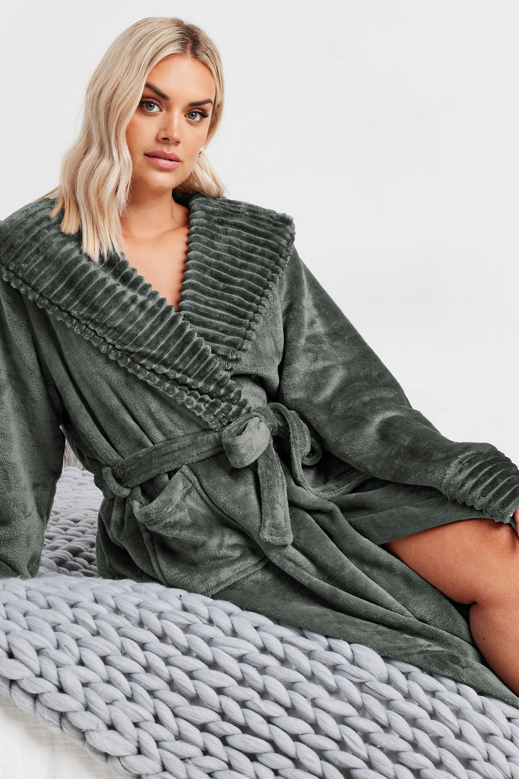  YOURS - Robe De Chambre Grise Gauffrée Nervurée à Capuche