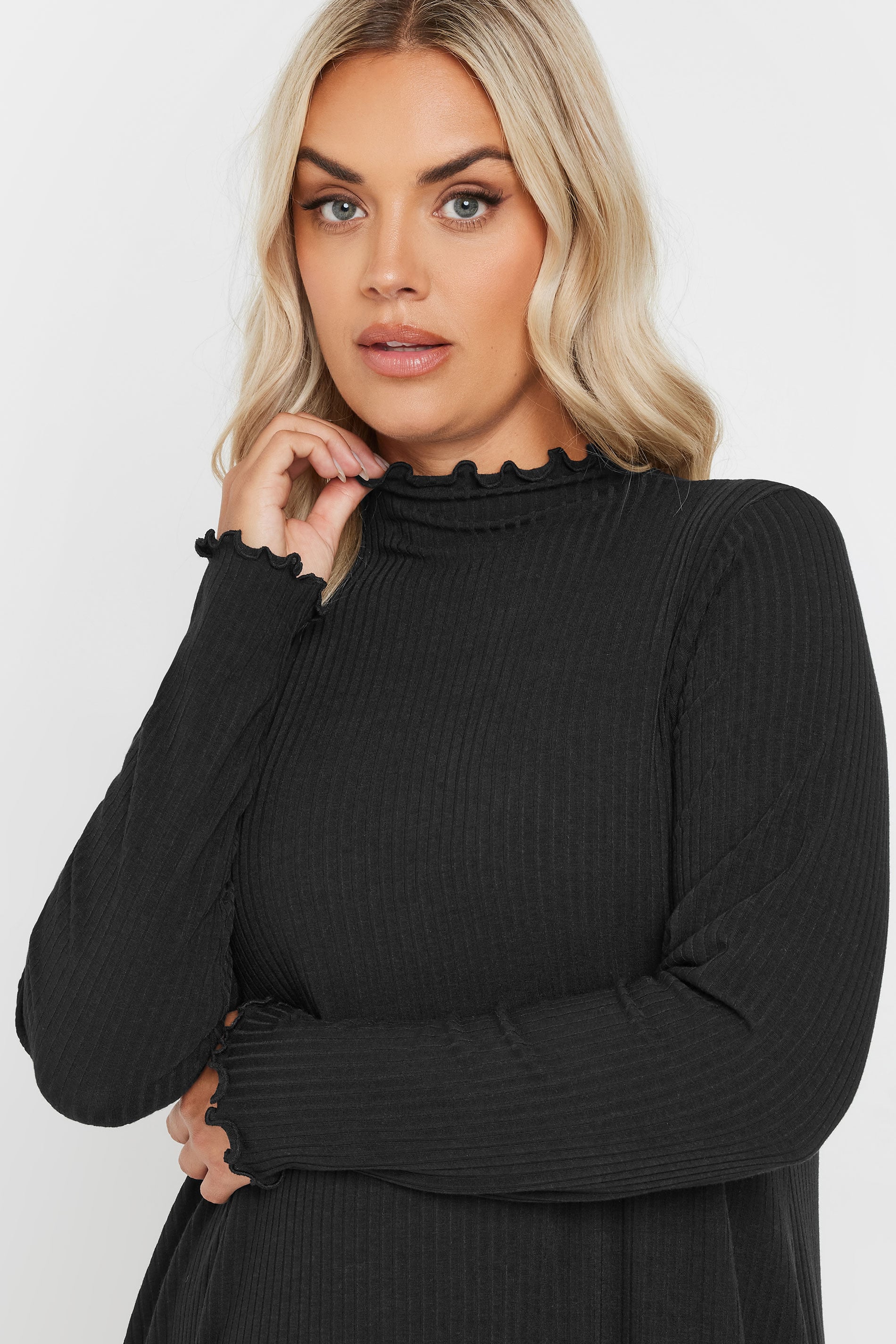  YOURS - Mini Robe Noire Nervurée Volantée En Jersey