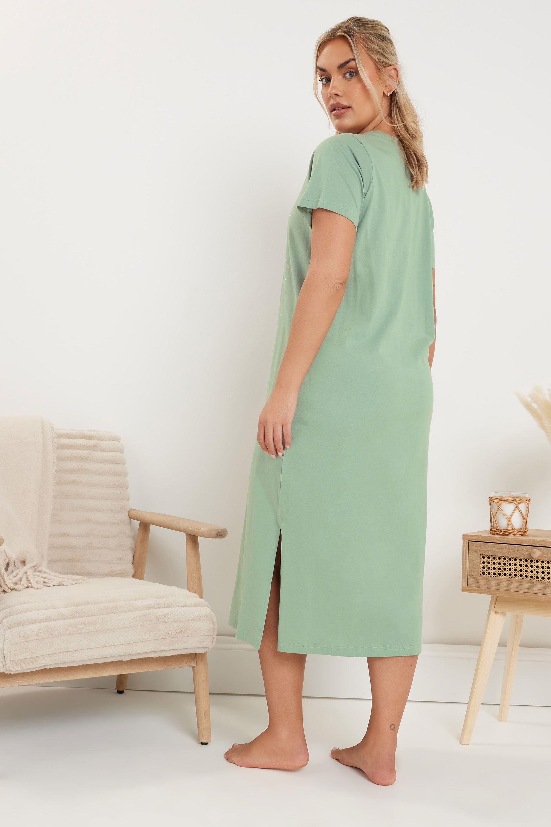  YOURS - Lot De 2 Chemises De Nuit Verte & Grise 'Let's Avocuddle'