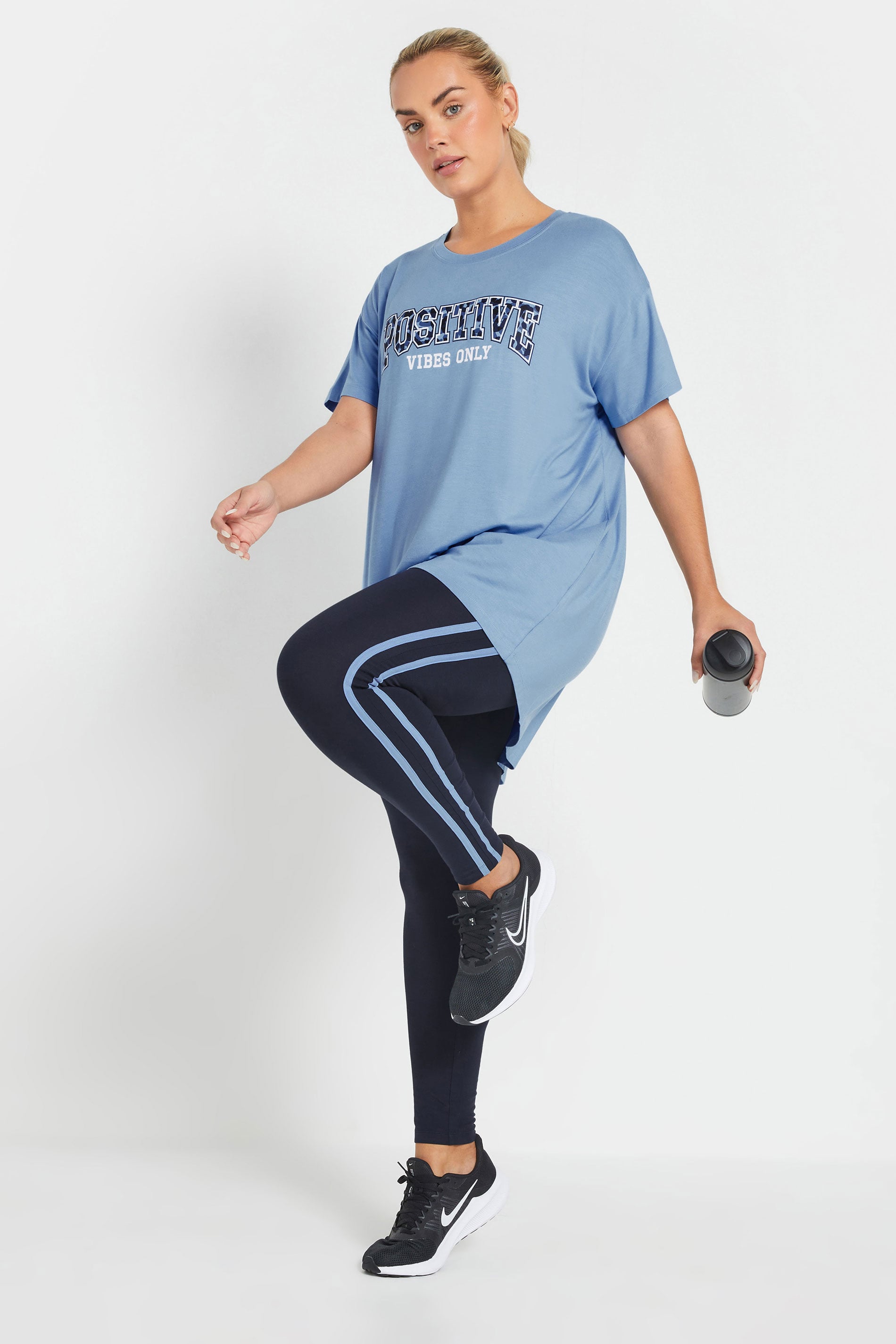  YOURS ACTIVE - Top Bleu Ciel 'Positive Vibes Only'