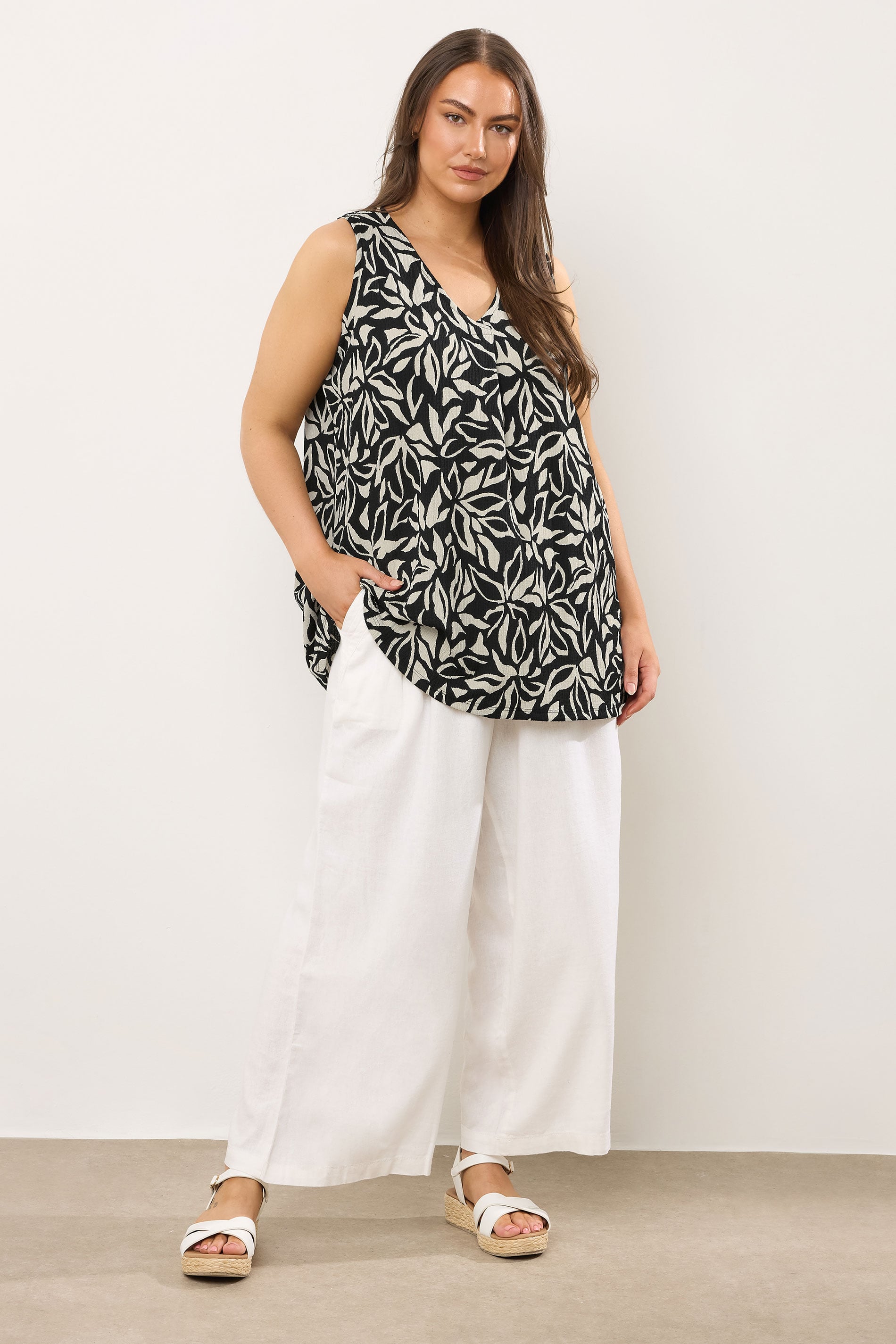  EVANS Curve Black Floral Pleat Front Jersey Vest Top