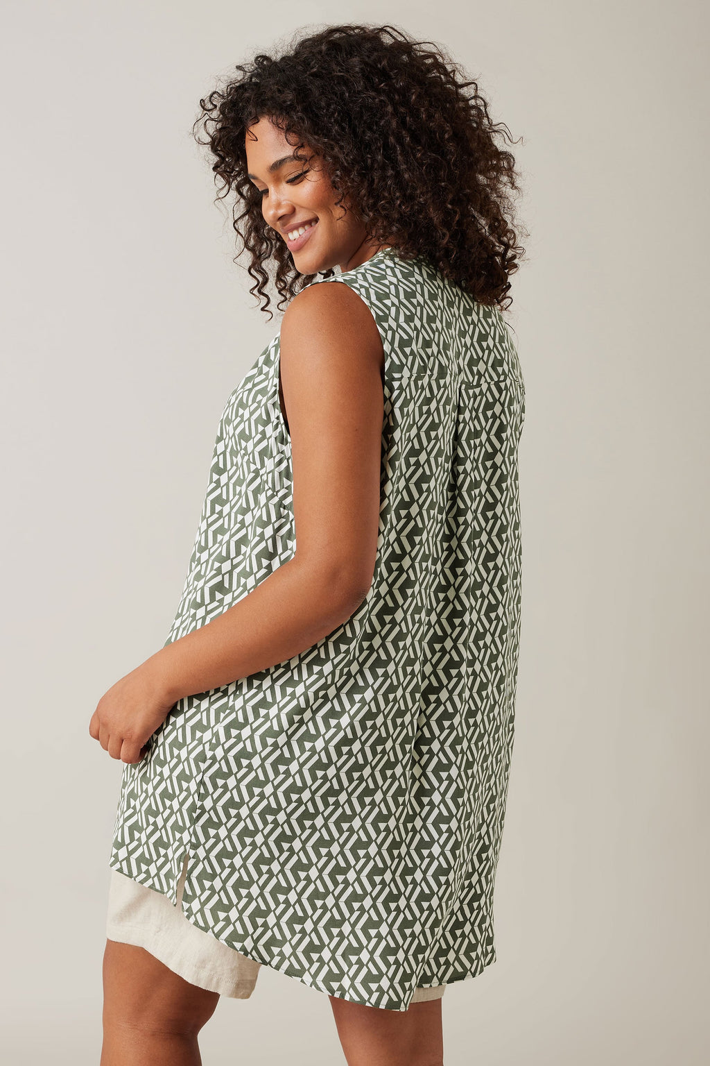  EVANS Curve Grey Geometric Print Tunic