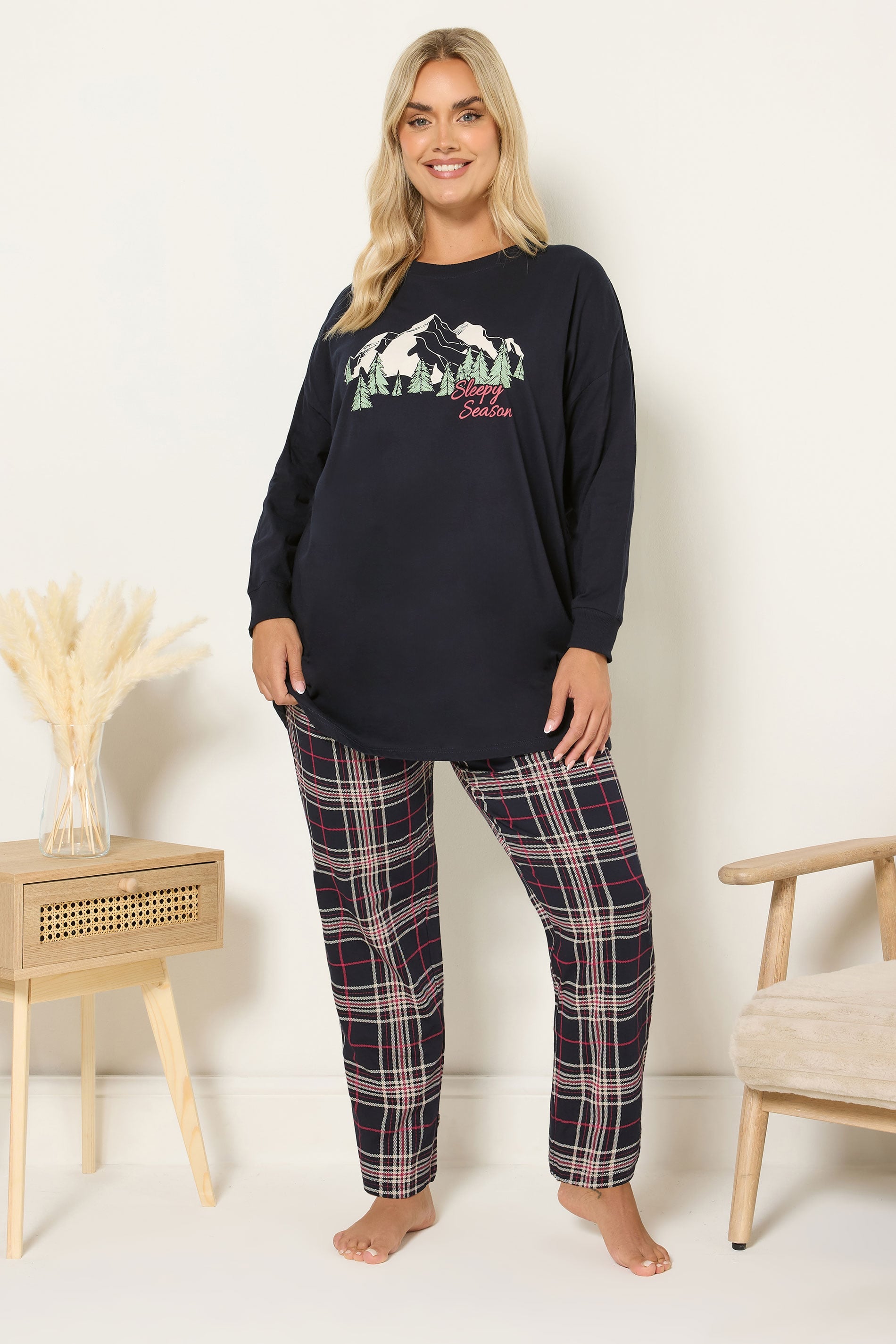  YOURS Curve Coffret Cadeau Pyjama à Carreaux Bleu « Sleep Season »