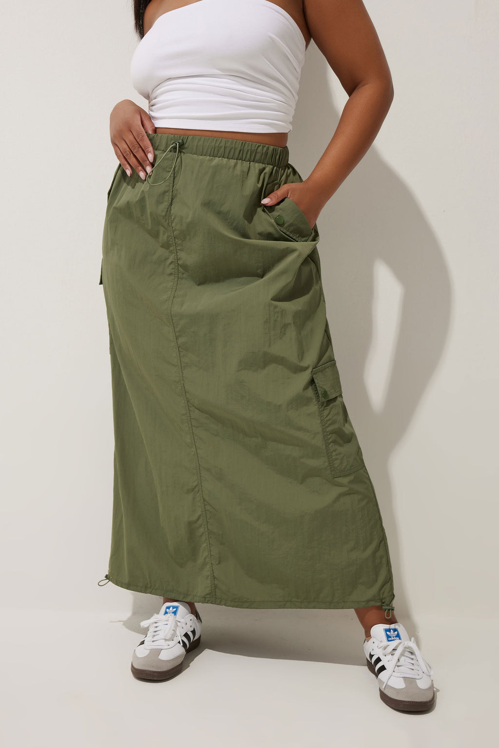  LIMITED COLLECTION - Jupe Cargo Maxi Verte Kaki à Poches