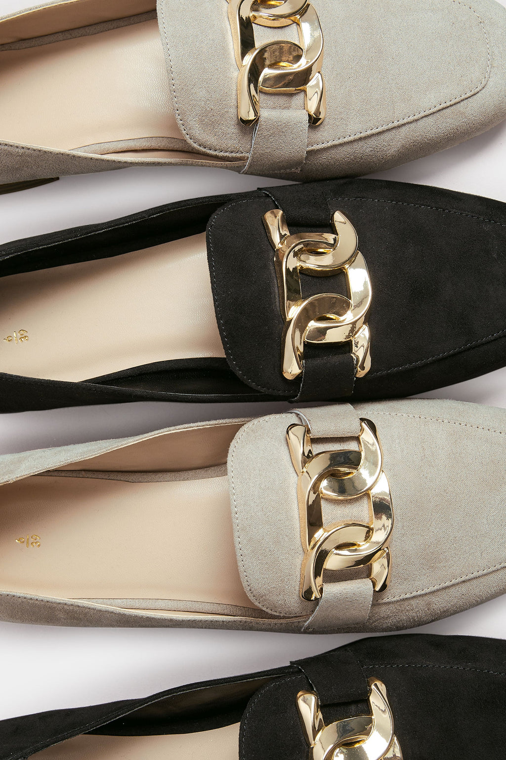  Mocassins Noirs Effet Daim Chaînes Larges Dorées Pieds Larges E