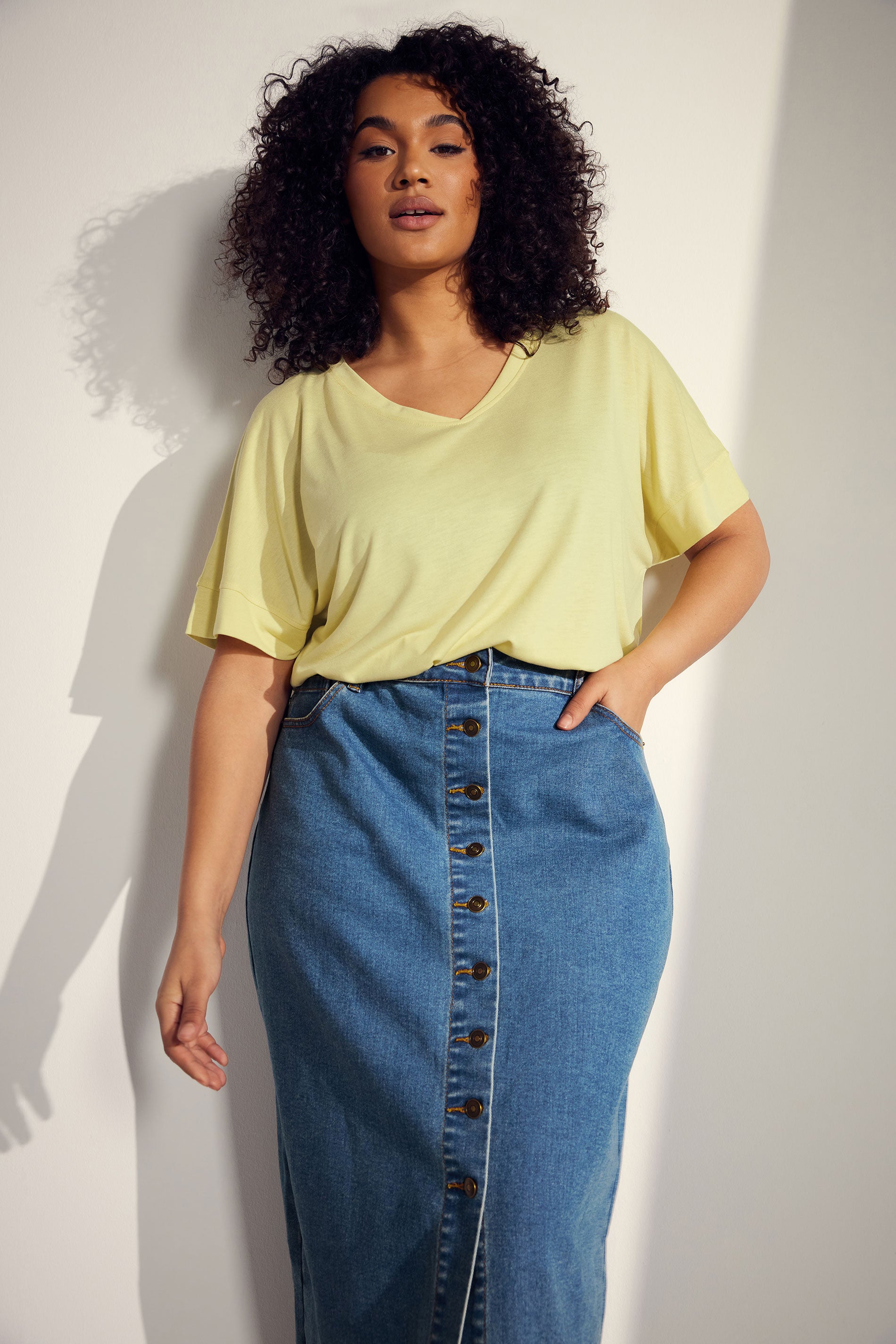  EVANS - T-Shirt Jaune Volanté Encolure En V Manches Courtes