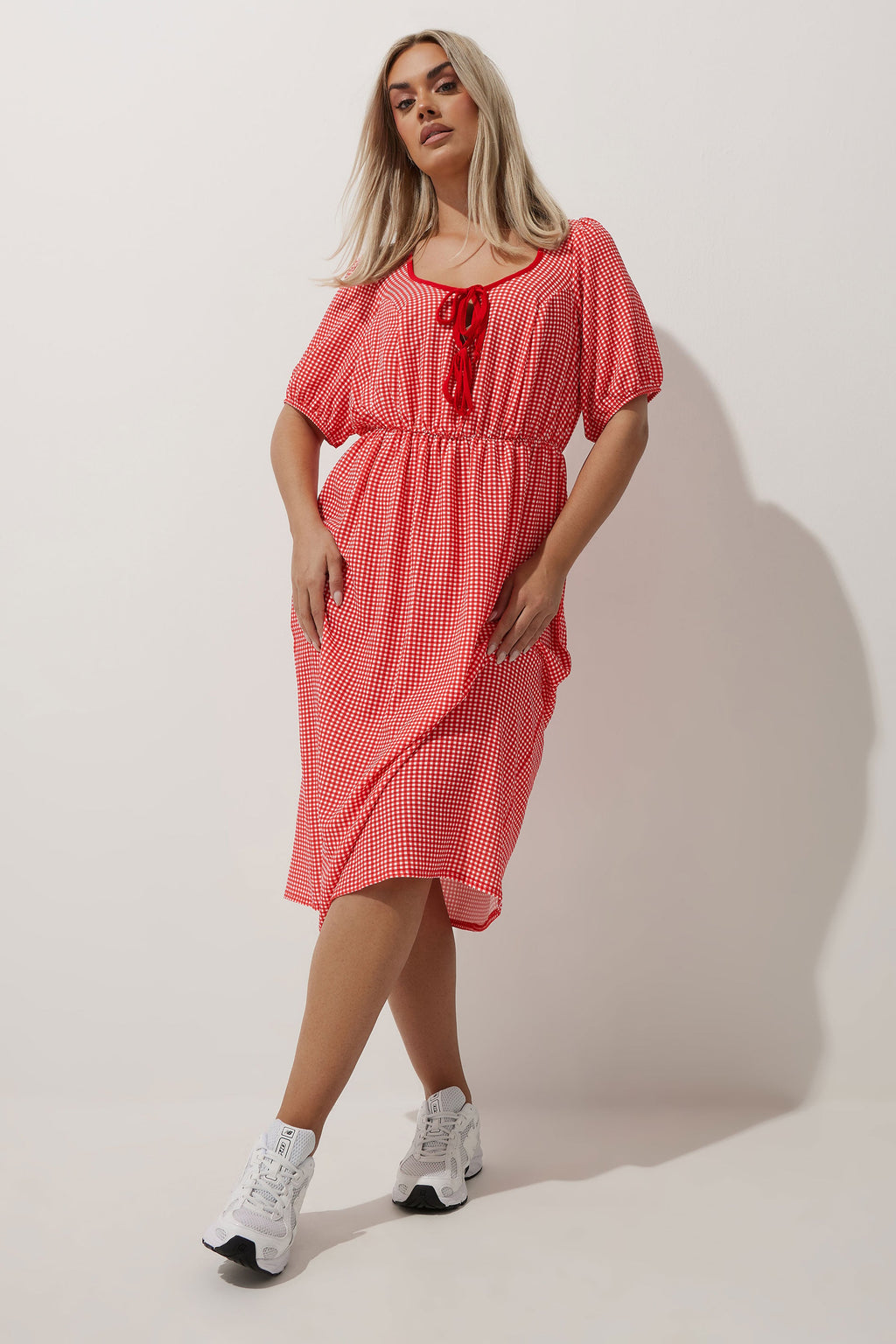  LIMITED COLLECTION - Robe Midi Rouge & Blanche à Carreaux