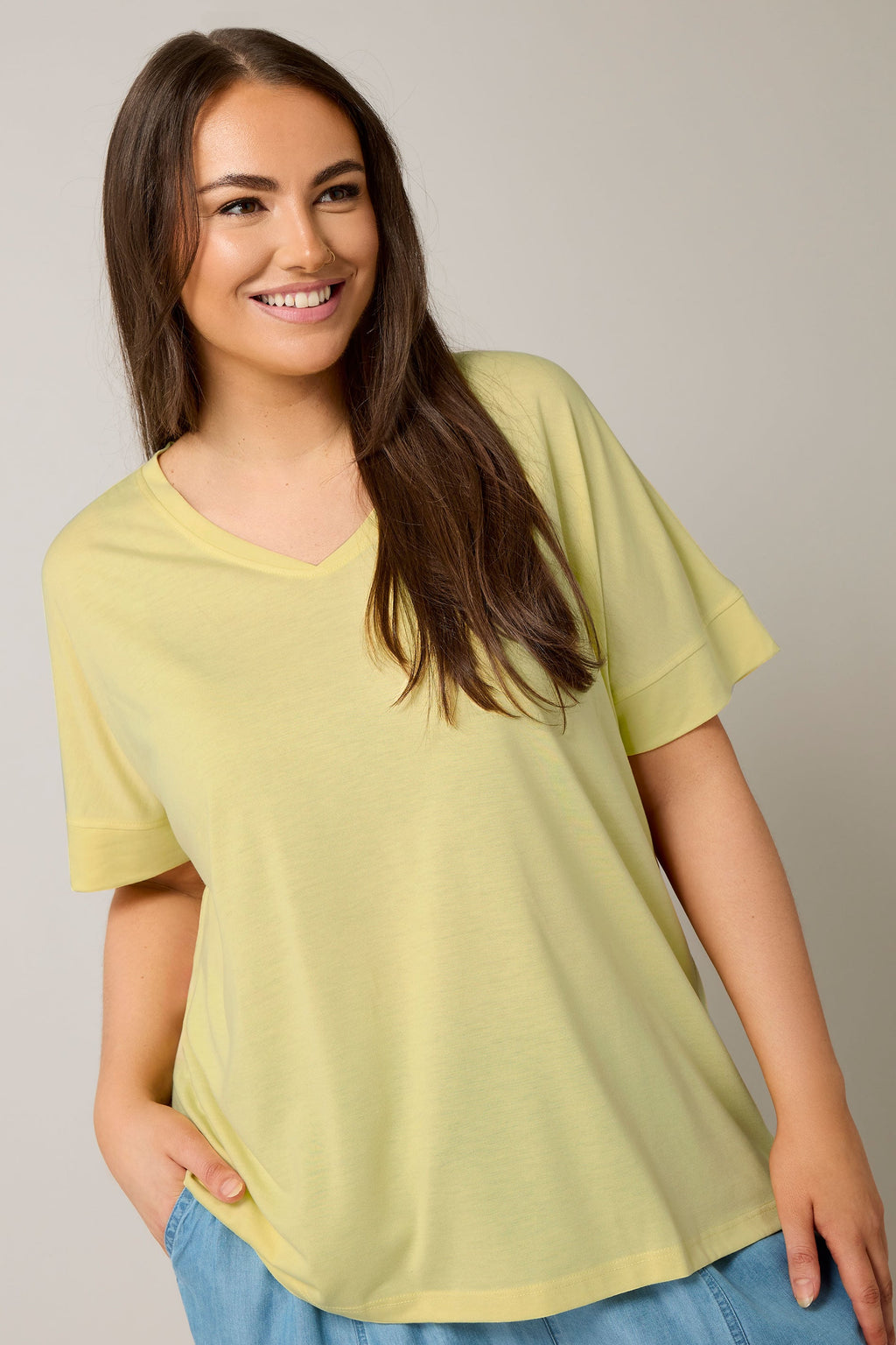  EVANS - T-Shirt Jaune Volanté Encolure En V Manches Courtes