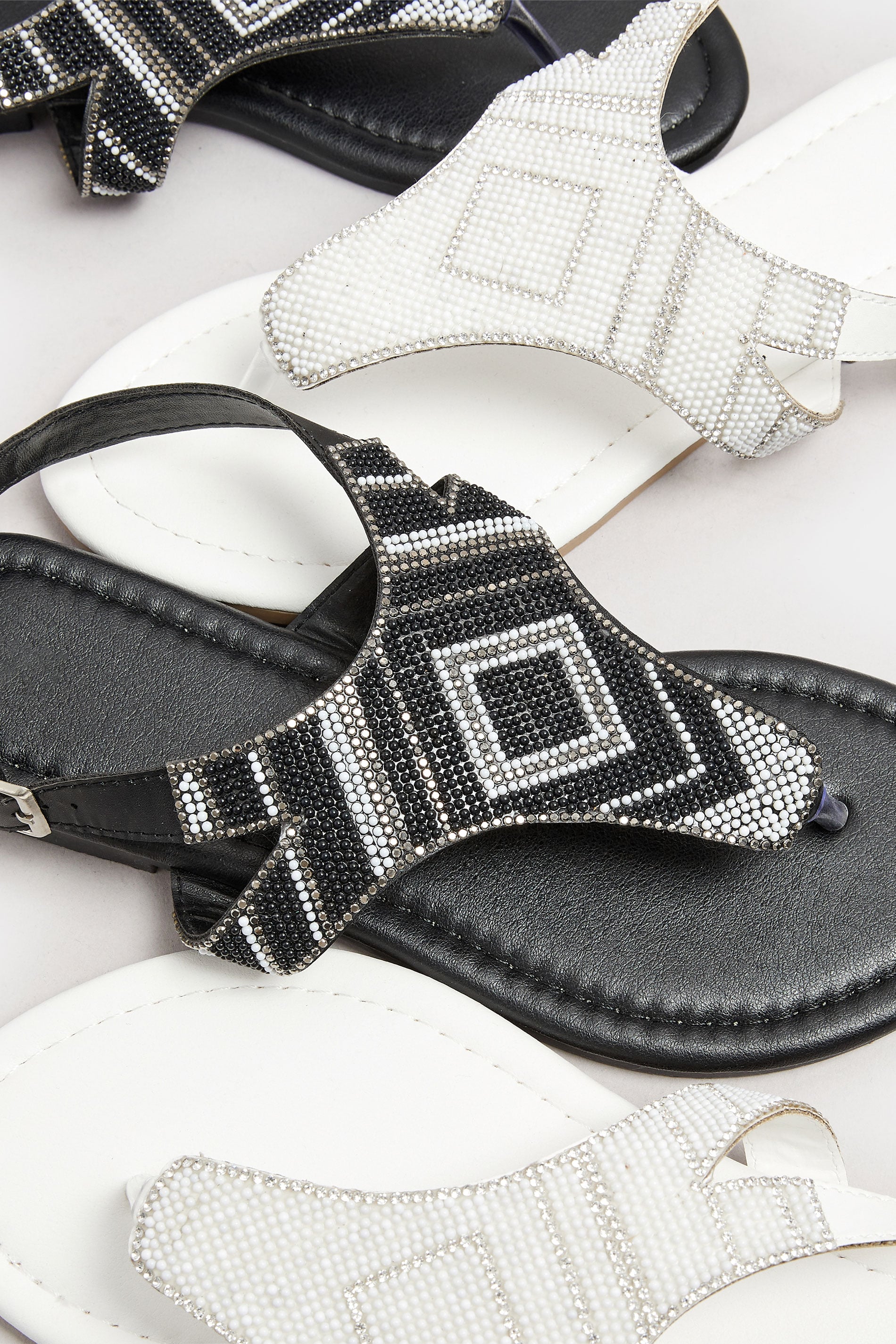  Sandales Noires Design Perles Pieds Larges E & Extra Larges EEE