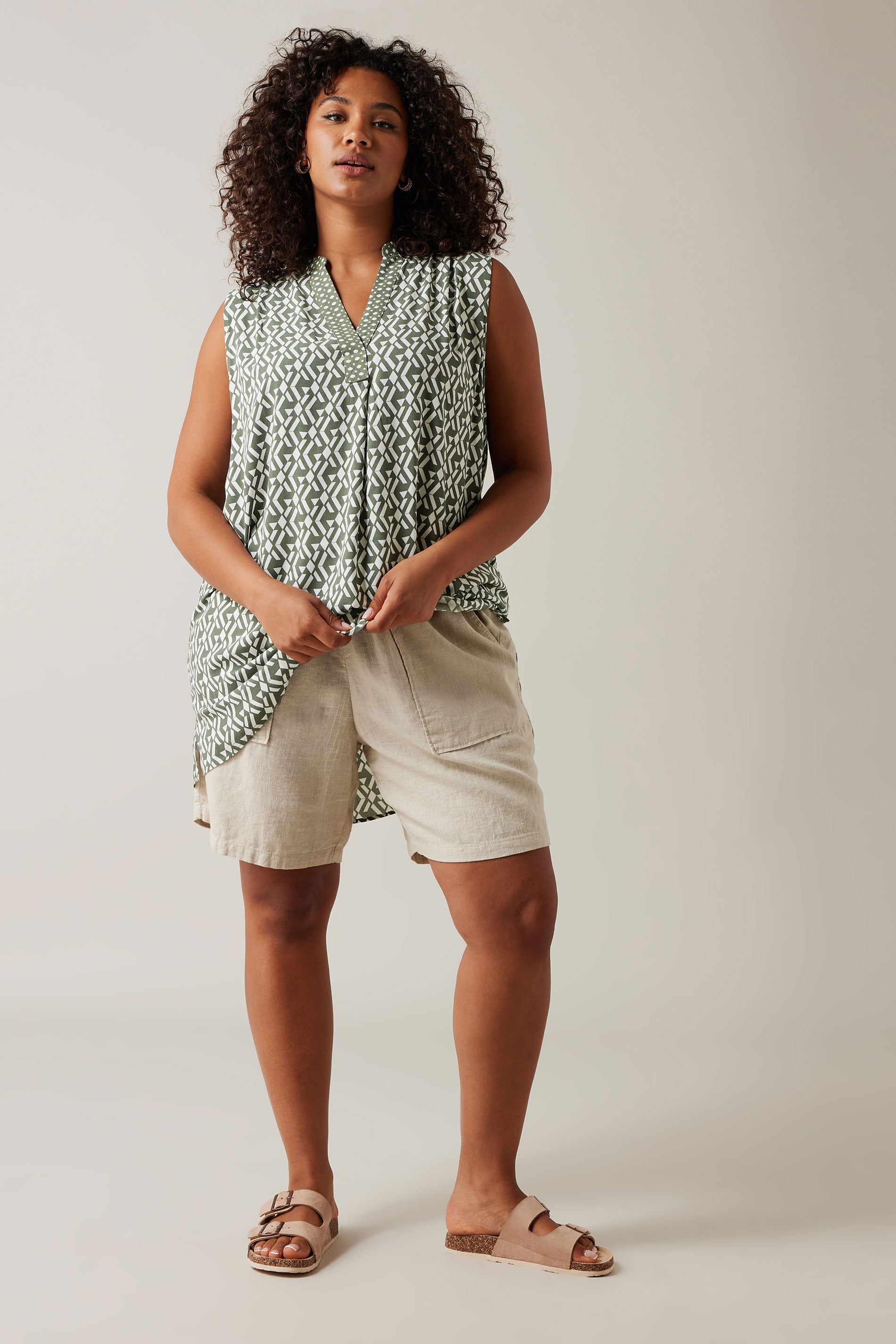 EVANS Curve Grey Geometric Print Tunic