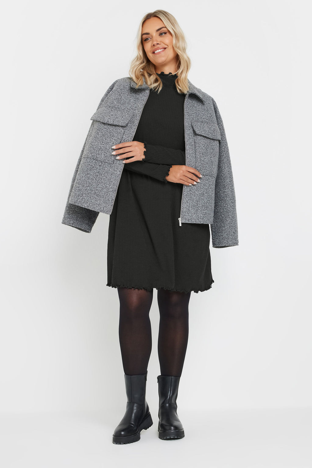  YOURS - Mini Robe Noire Nervurée Volantée En Jersey